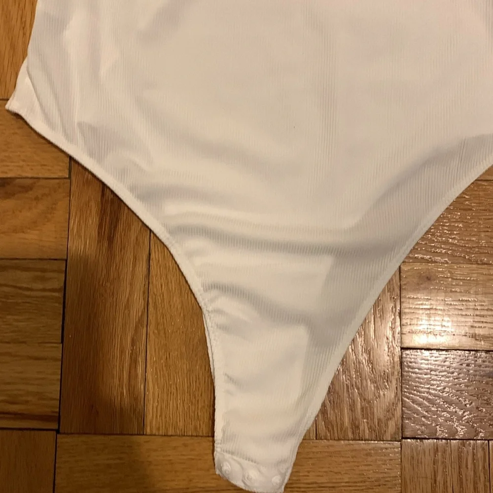 Brand New Strapless Bodysuit - Picture 7 of 9